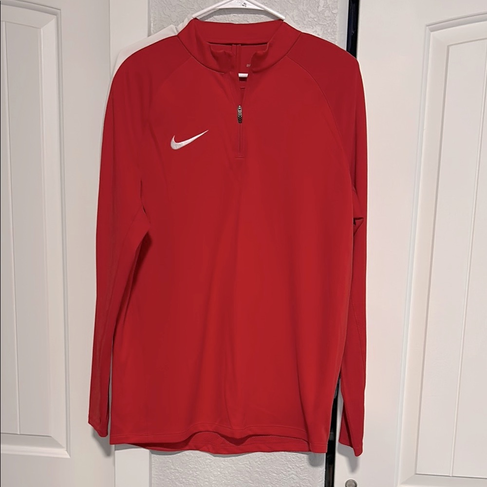 Nike Red Quarter-Zip Pullover L